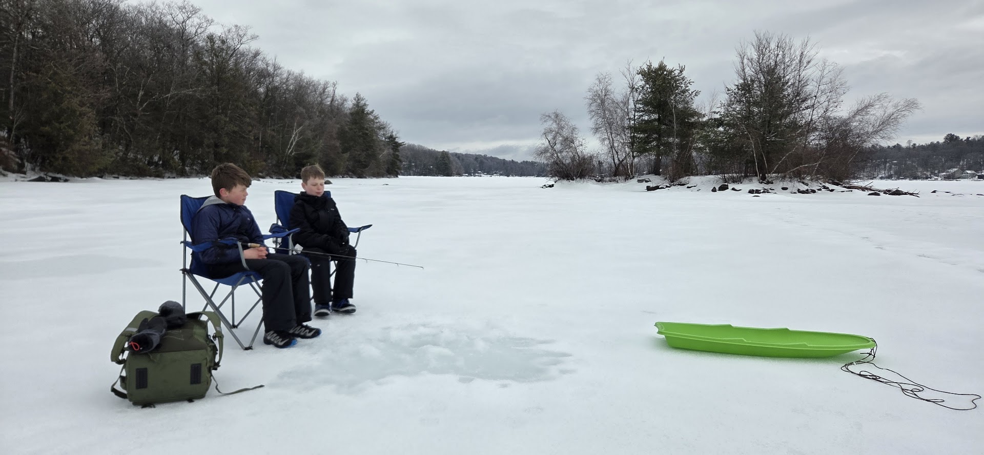 Scouts ice fishing at Sequassen.